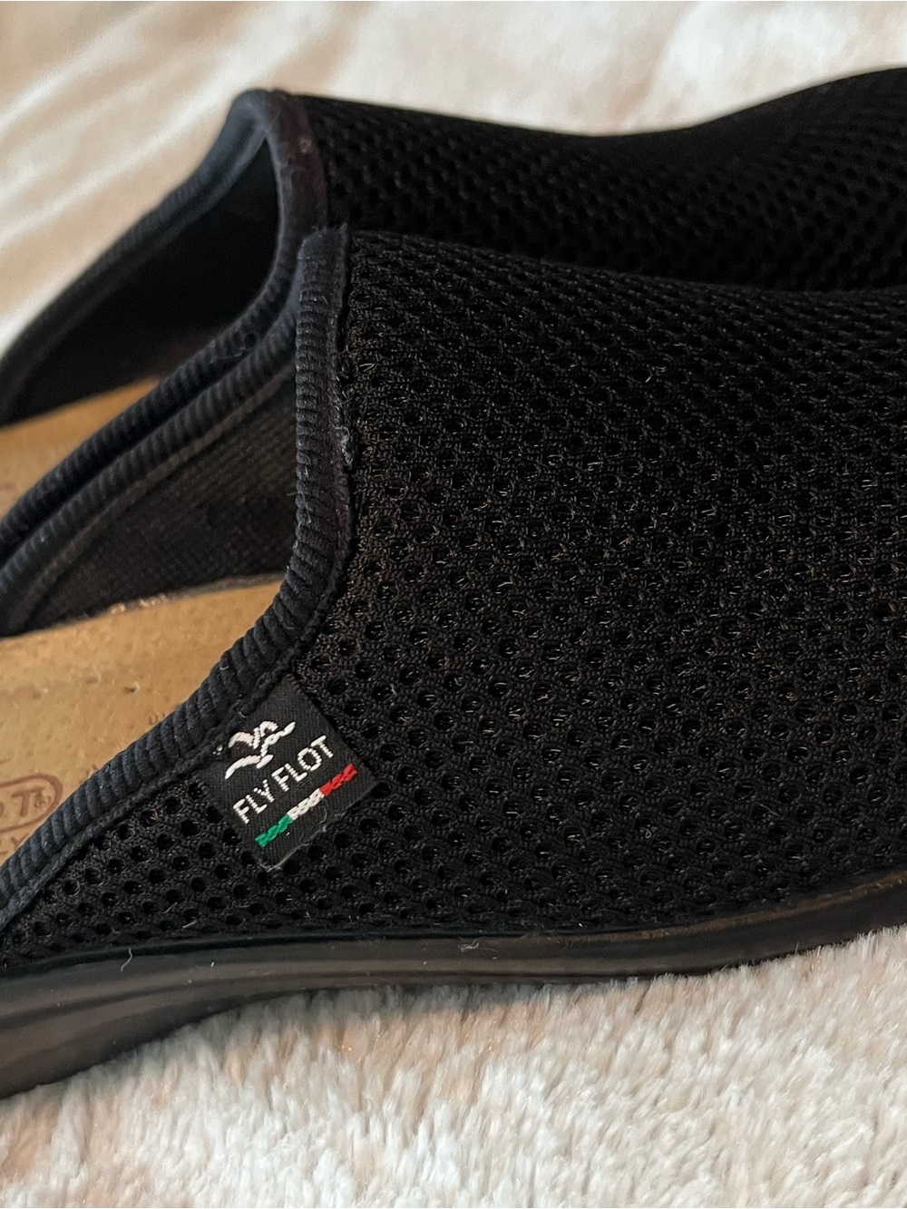 Women’s Fly Flot Slip on Shoes